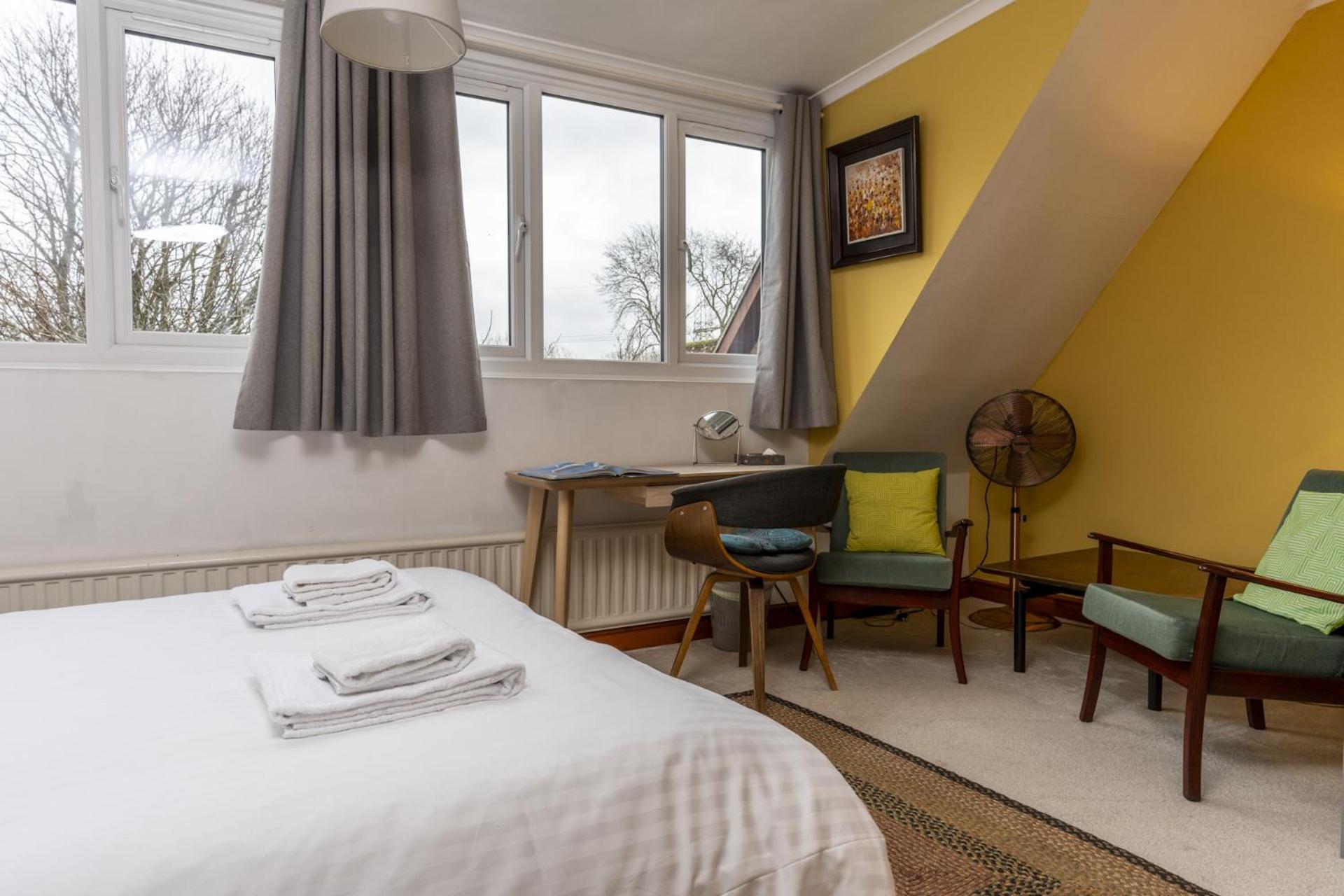 Sandford Meadow Guest House Kennington  外观 照片
